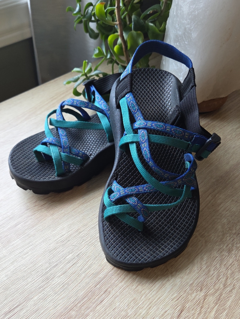 Chaco UNAWEEP Nylon Strap Sandals
